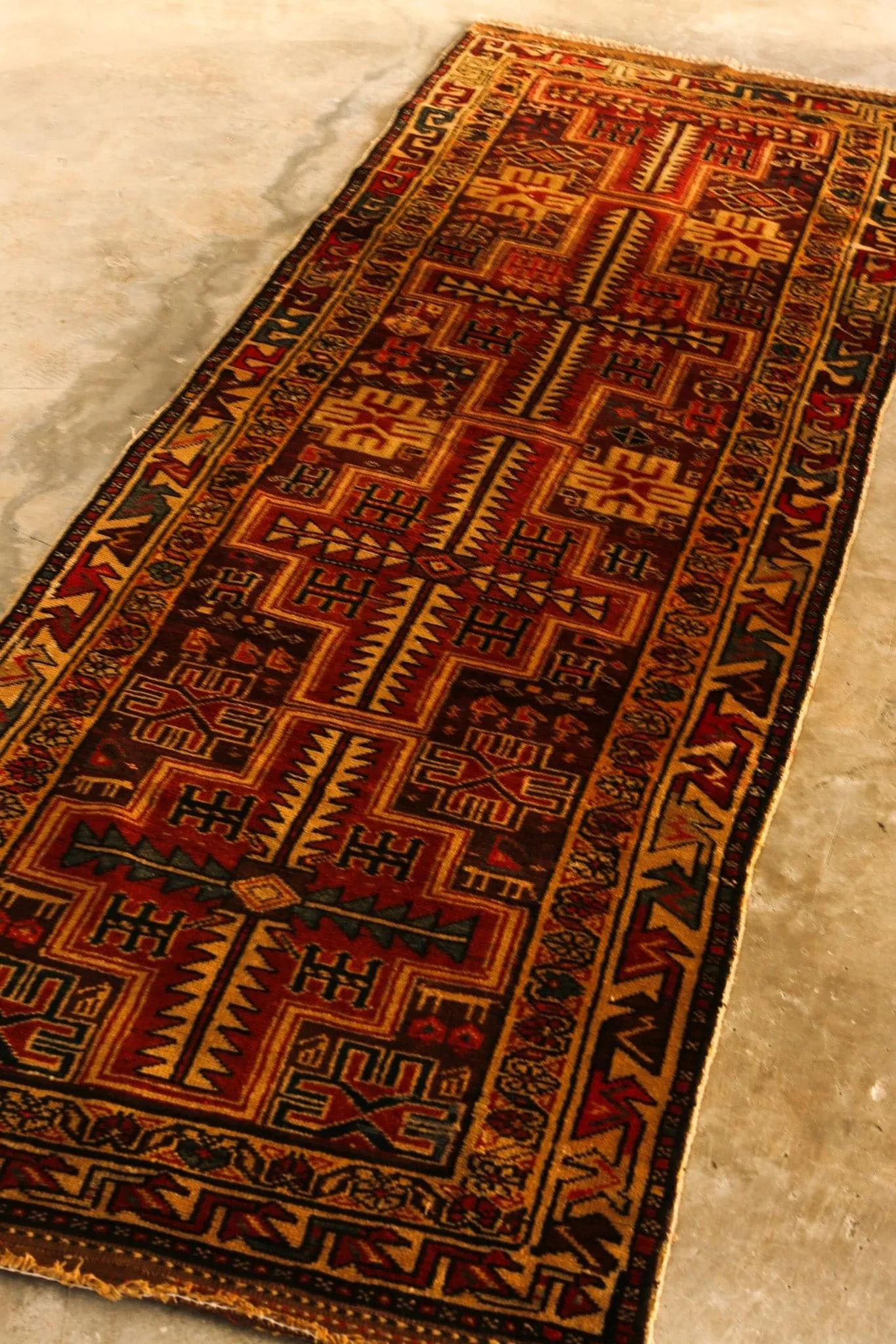 1970’s TURKISH RUNNER KILIM