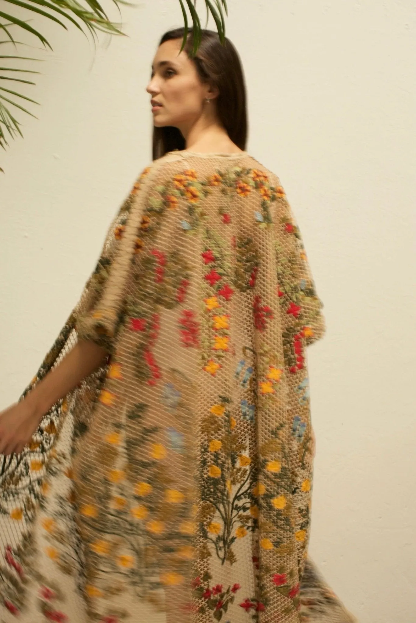 ARISTAEUS HONEY COTTON EMBROIDERED FLOWERS KIMONO