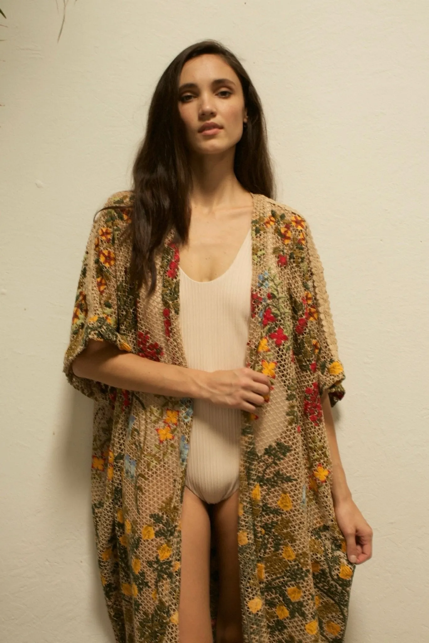 ARISTAEUS HONEY COTTON EMBROIDERED FLOWERS KIMONO