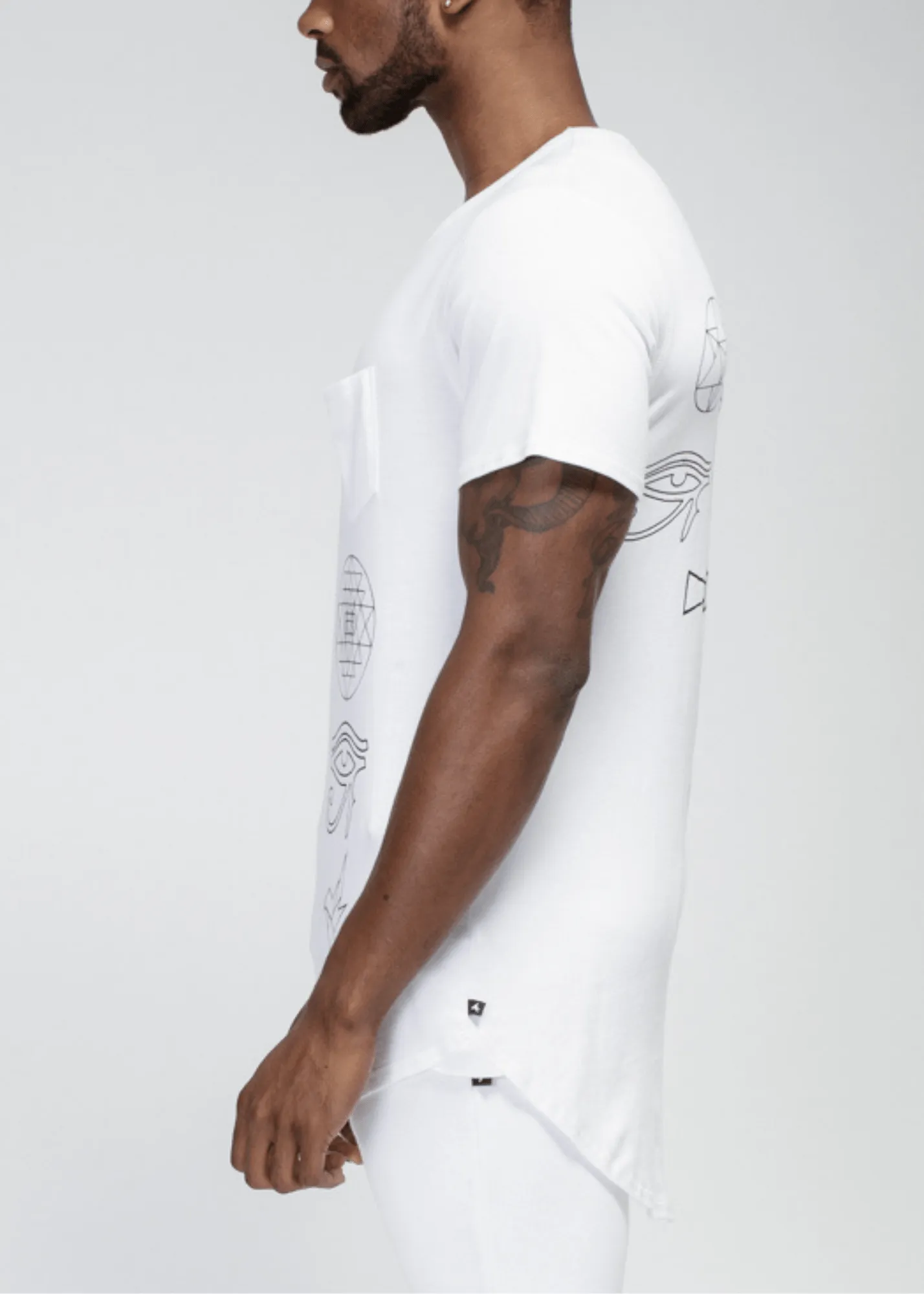 Konus Men's Unk Graphic Tee in White