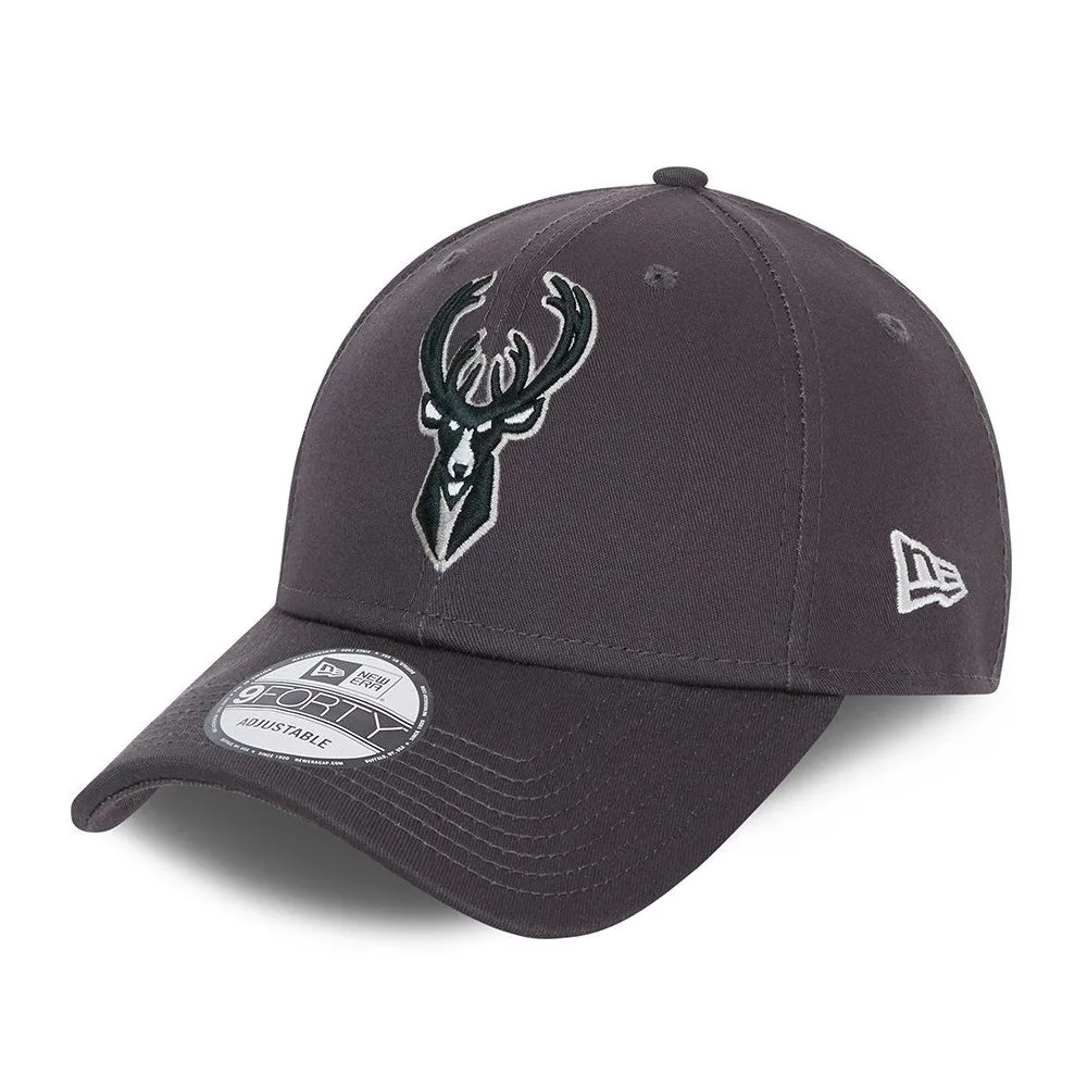 Milwaukee Bucks NBA Grayscale 9forty Cap