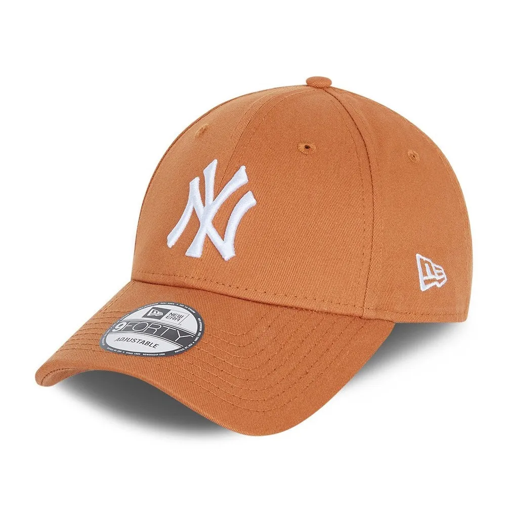 MLB New York Yankees League Essential 9forty Cap