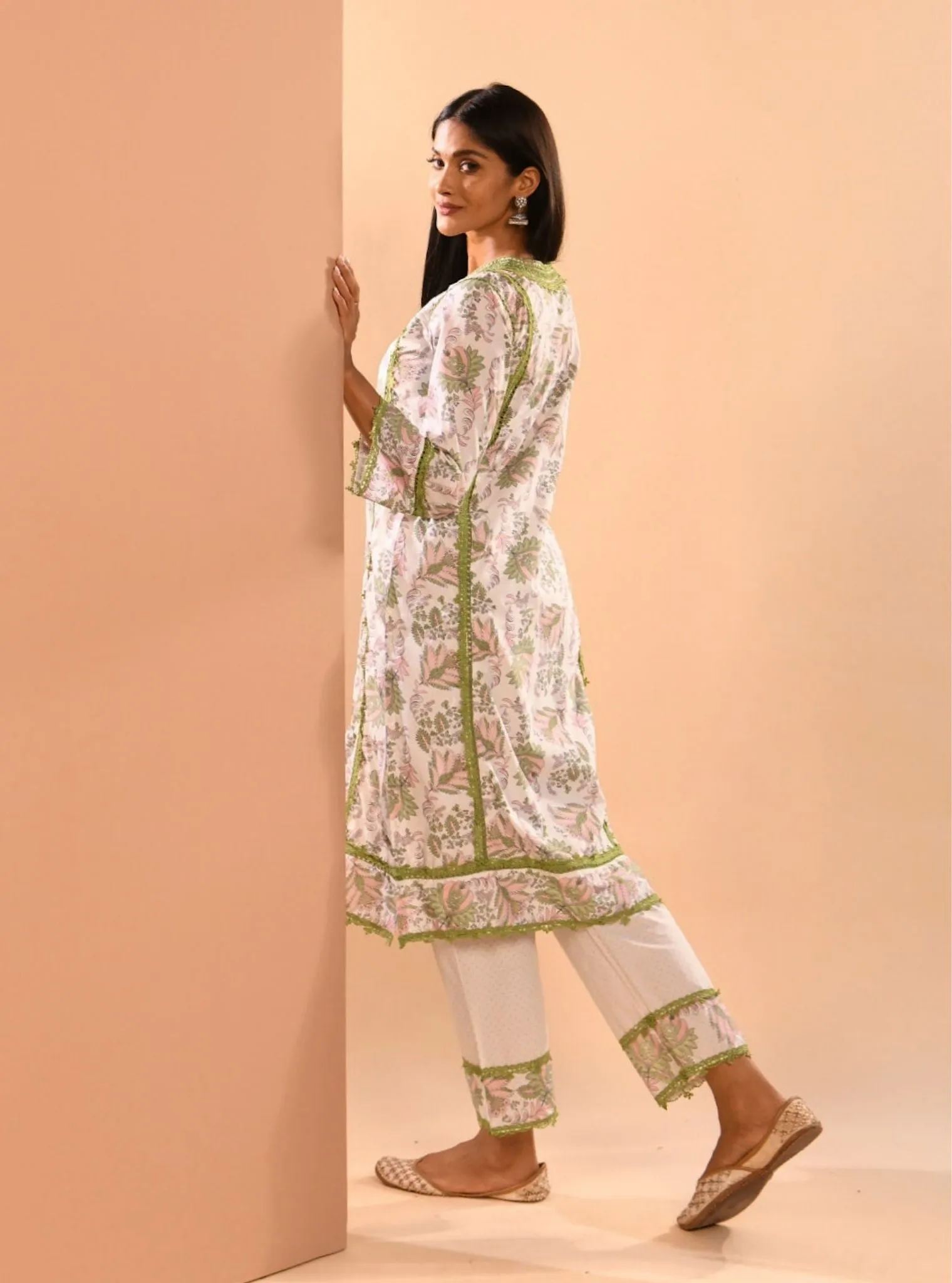 Mulmul Cotton Esti Green Kurta With Mulmul Esti Green Pant